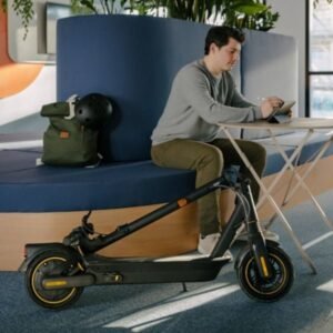 Ninebot KickScooter MAX G2 E Powered by Segway Black